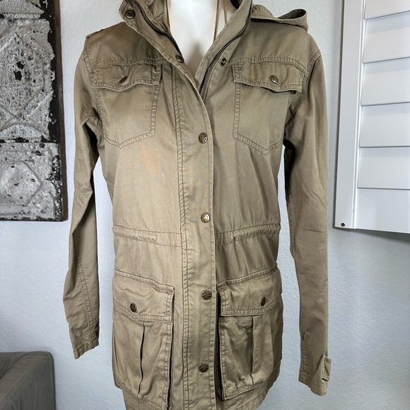 Women's Army Green Utility Jacket - Picture 1 of 14